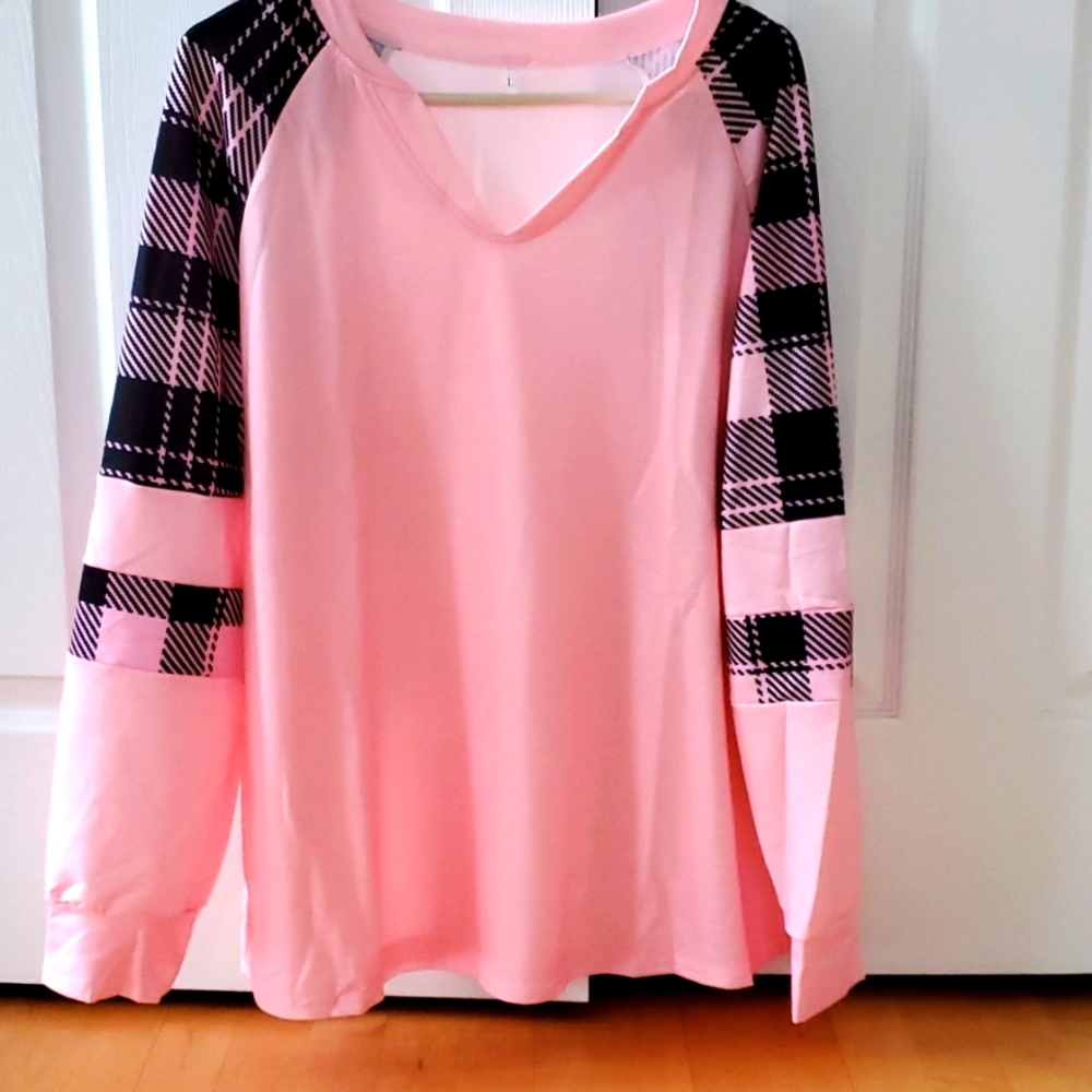 Pink/black shirt